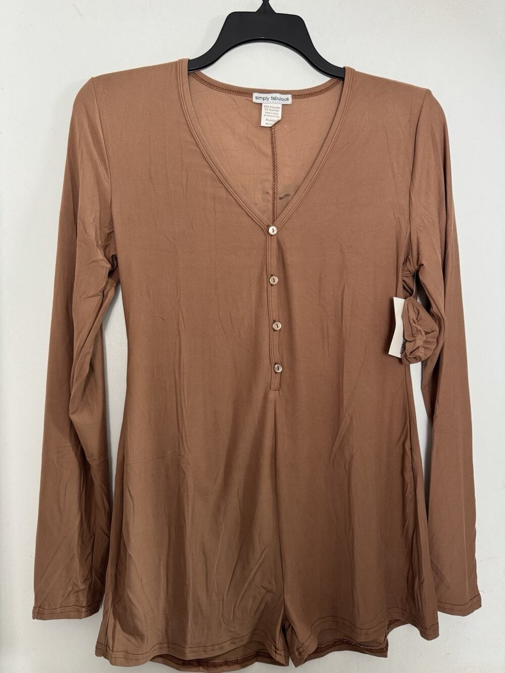 Simply Fabulous Women “Long Weekend” Button Down Pajama Romper X-Large Scrunchie